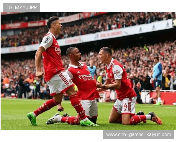 热刺角球后点补射形成决定性破门